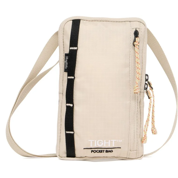 Haglöfs Tight Pocket bag Chalk Beige/True Black v:2273523 Haglöfs Tight Pocket bag Chalk Beige/True Black v:2273523