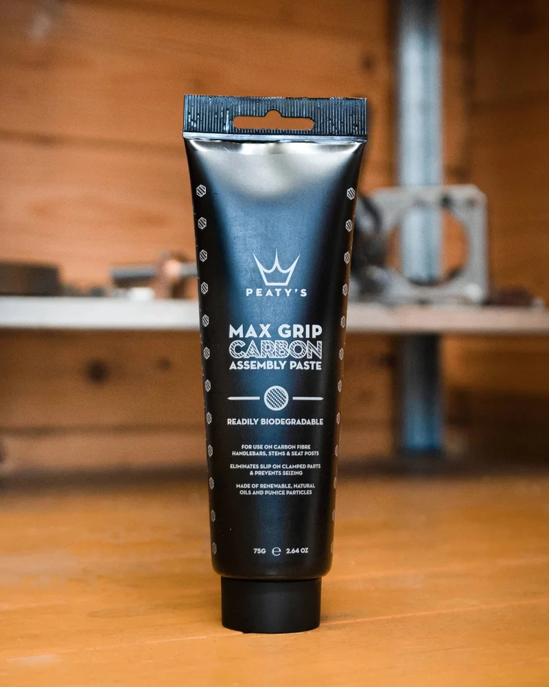 Max Grip Carbon Ass. Paste 75g v:3582150 Max Grip Carbon Ass. Paste 75g v:3582150
